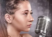 Nicole Cherry vine la „8 într-o barcă”, la TVR 2