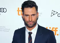 Adam Levine, cel mai sexi bărbat conform „People”?