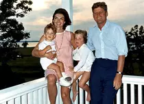 Asasinarea lui John F. Kennedy: Teoriile conspiraţiei