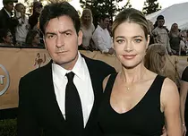 Charlie Sheen s-a supărat pe Denise Richards