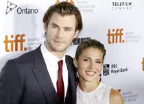 Chris Hemsworth şi Elsa Pataky aşteaptă gemeni