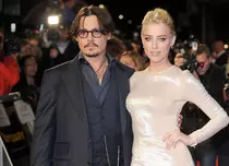 Johnny Depp şi Amber Heard sunt soţ şi soţie