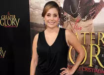 Actriţa Karyme Lozano a făcut cununia civilă după cea religioasă