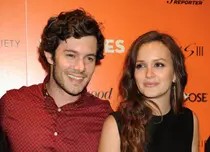 Adam Brody şi Leighton Meester s-au căsătorit în secret?