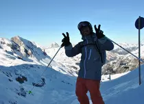 George Vintilă şi-a petrecut vacanţa pe schiuri, în Austria