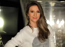 Adela Popescu: ”Să stau acasă este dorinţa mea cea mai mare”