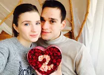 Criss şi Vlad au sărbătorit doi ani de relaţie printr-o escapadă surpriză