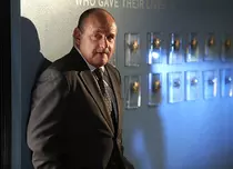 Veteranul Paul Guilfoyle părăseşte distribuţia „CSI”