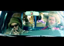 Smiley şi Alex Velea sunt pepenari în comedia “Selfie”