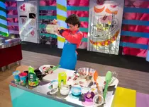 Copiii "Junior Chef", la un pas de a se accidenta grav