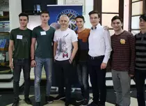 Preselecții pentru “Vrei să fii milionar?”: Virgil Ianţu caută milionari în liceele bucureştene