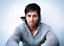 Enrique Iglesias cântă pe coloana sonoră a telenovelei „Reina de Corazones”
