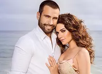 Actorul de telenovele Rafael Amaya s-a logodit