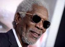 Morgan Freeman nu șomează deloc