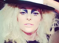 Delia a lansat videoclipul „Pe aripi de vânt”