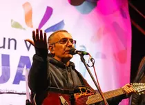 Dan Teodorescu a lansat parodia electorală "Răul mic vs Răul mare"