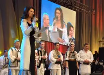 Iuliana Tudor prezintă Festivalul Naţional de Folclor „Ioan Macrea” 