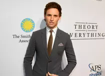 Actorul Eddie Redmayne s-a însurat în cerc restrâns