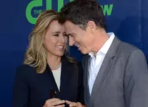 Téa Leoni se iubește cu un coleg