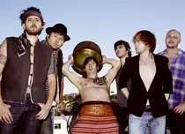 Zdob și Zdub lansează o nouă piesă, “Lângă codrii de aramă”