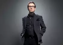 Gary Oldman divorţează pentru a patra oară
