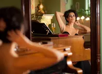 Nicoleta Luciu şi Denis Ştefan vor prezenta „Nunţi de poveste”, la Prima TV