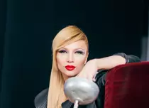 Lora şi Peter Pop au lansat piesa “Singuri în doi”