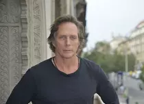 William Fichtner pleacă din „Poliţişti fără frontiere”. Cine îi ia locul?