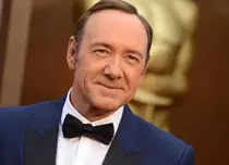Kevin Spacey a avut un tată abuziv, simpatizant al nazismului