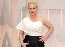 Patricia Arquette își scrie autobiografia