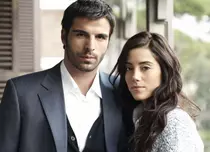Cansu Dere și Mehmet Alakurt (”Puterea destinului”), conflicte la filmări