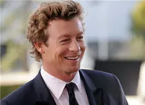 Actorul Simon Baker („The Mentalist”) debutează ca regizor