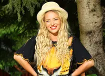 Ce spun vedetele despre cât de grea e munca la „Poftiți pe la noi!”