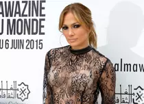 J.Lo va fi poliţistă în serialul „Shades of Blue” (2016)