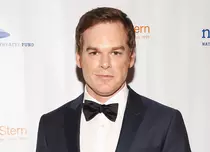 Dexter va juca într-un muzical semnat de David Bowie