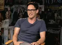 Stephen Moyer („True Blood”) şi Ed Sheeran sunt colegi de serial