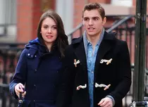 Actorii Alison Brie („Mad Men”) şi Dave Franco s-au logodit