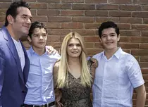 Itati Cantoral şi Eduardo Santamarina, împreună de dragul copiilor