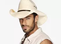 Vă mai amintiţi? Telenovelele în care l-am văzut pe Aaron Diaz