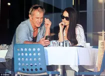 Actorul Mel Gibson va deveni tată a noua oară?