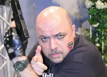 De ziua lui Anarhie, „La TV” surprizele sunt... explozive