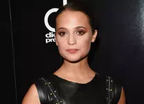 Alicia Vikander ar putea fi noua „Fată cu un dragon tatuat”