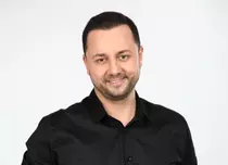 Cătălin Măruță continuă poveștile oamenilor simpli și în 2016