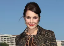 Noomi Rapace ar putea fi Amy Winehouse pe marele ecran