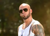 Respirație gură la gură cu vedetele de la „Șerifi de România”