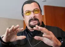 Serbia i-a făcut o ofertă de muncă lui Steven Seagal