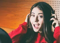 Nicole Cherry cântă pentru Disney Channel România