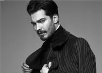 Çağatay Ulusoy se pregăteşte să revină pe micile ecrane din Turcia