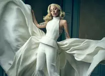 Lady Gaga a schimbat prefixul