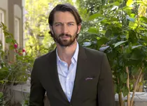 Doi actori din „Urzeala tronurilor” fac o miniserie Discovery în România